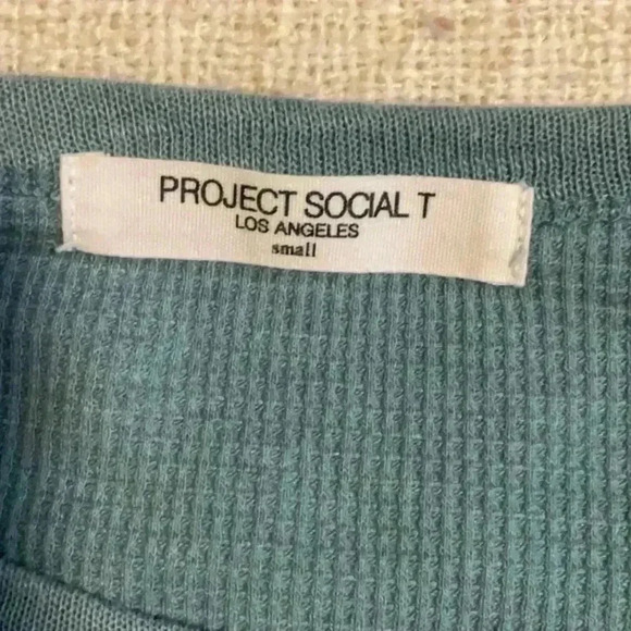 NWOT Project Social T Long Sleeve Top in Size Small - Picture 3 of 3